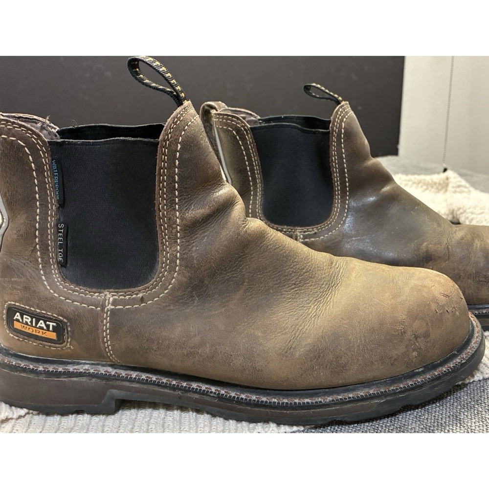 Ariat Groundbreaker Chelsea steel toe work boots 9.5 EE waterproof ASTM F2413-11